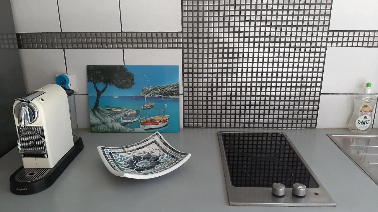 Les Bains De Mer - Station Balneaire Les Sablettes Apartment La Seyne-sur-Mer