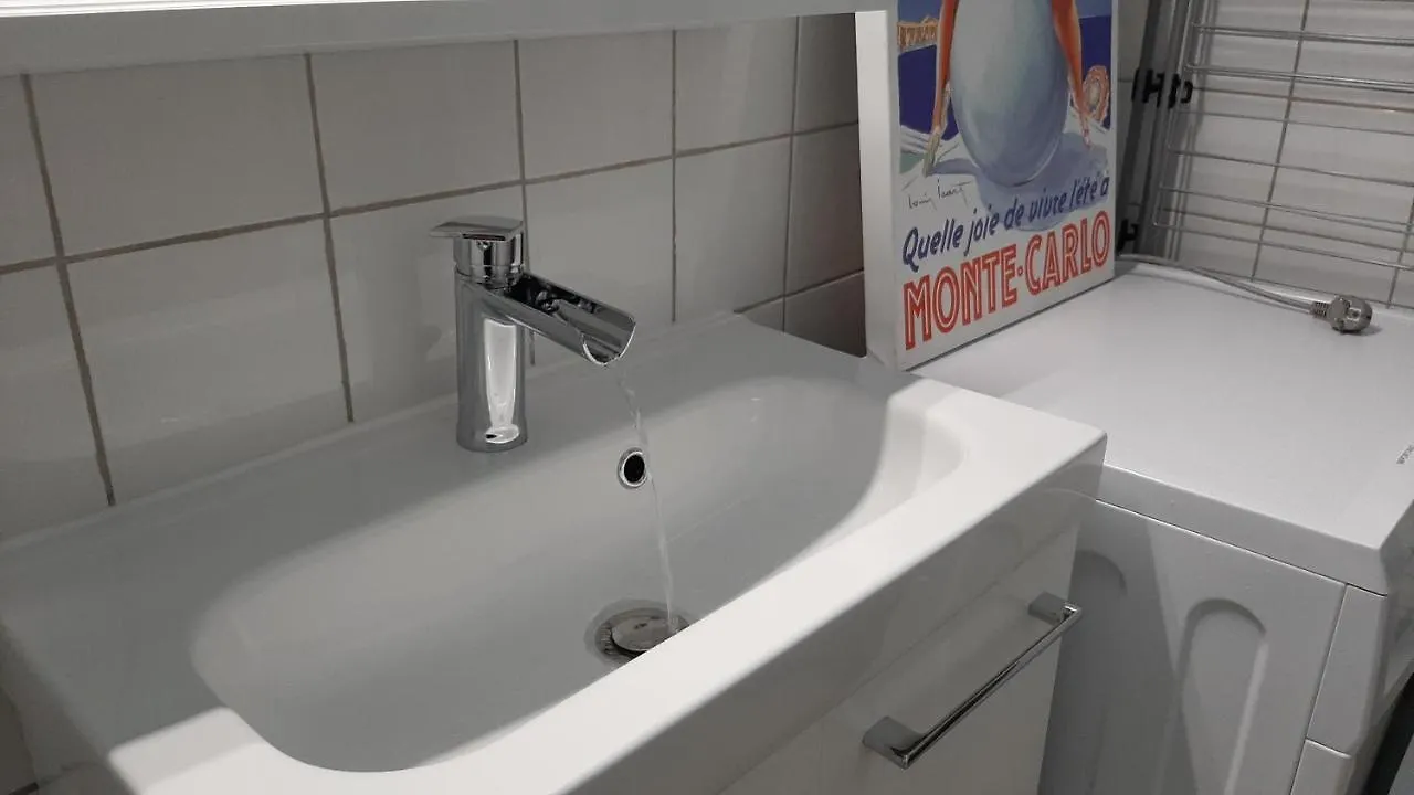 Les Bains De Mer - Station Balneaire Les Sablettes Apartment La Seyne-sur-Mer